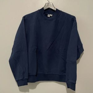 UNIQLO U Crewneck Sweater